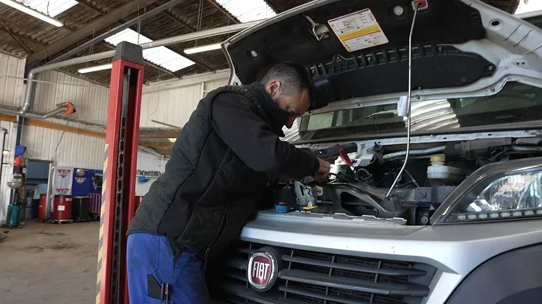 engagements Postic automobiles garage AD expert